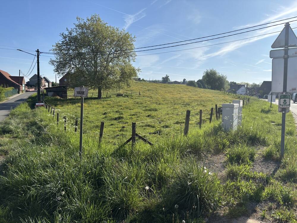 Terrain à vendre à Thieulain 7901 85000.00€ chambres m² - annonce 470130