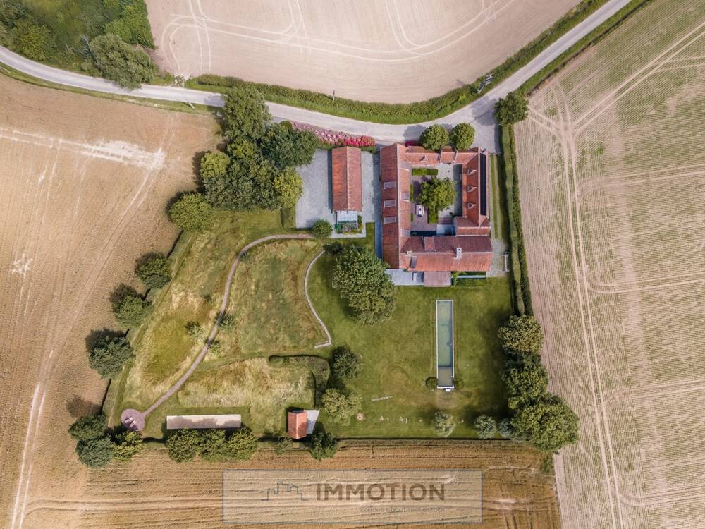 Ferme à vendre à Bailleul 7730 0.00€ 4 chambres 654.00m² - annonce 470204
