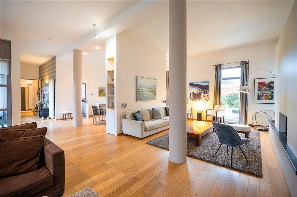 Rez-de-chaussée à vendre à Tournai 7500 895000.00€ 4 chambres 245.00m² - annonce 472739