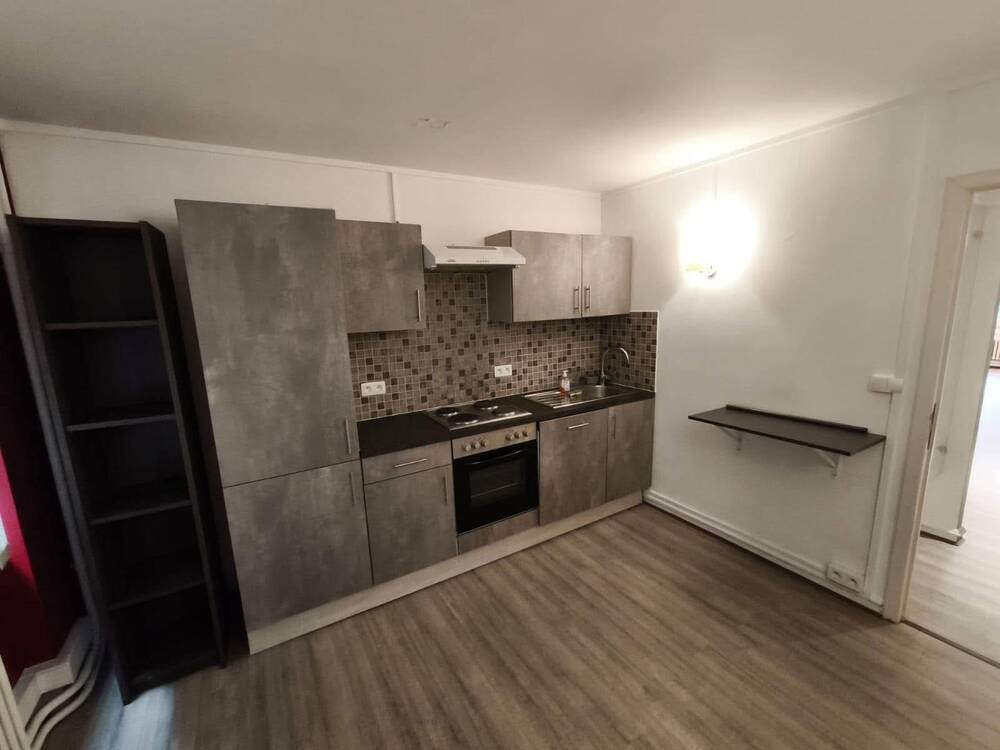 Appartement à vendre à Charleroi 6000 125000.00€ 3 chambres 100.00m² - annonce 473136