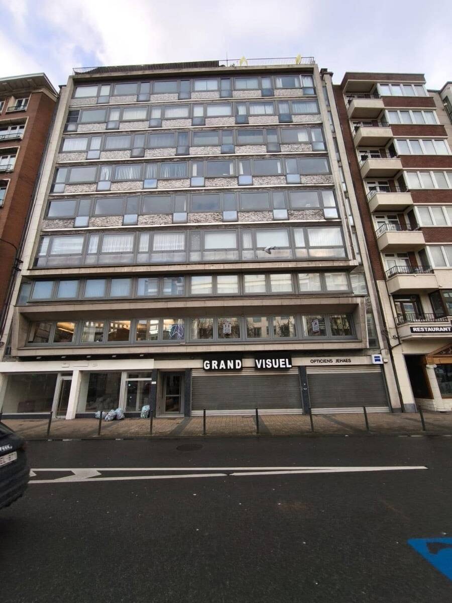 Commerce à vendre à Charleroi 6000 125000.00€ chambres 100.00m² - annonce 473135