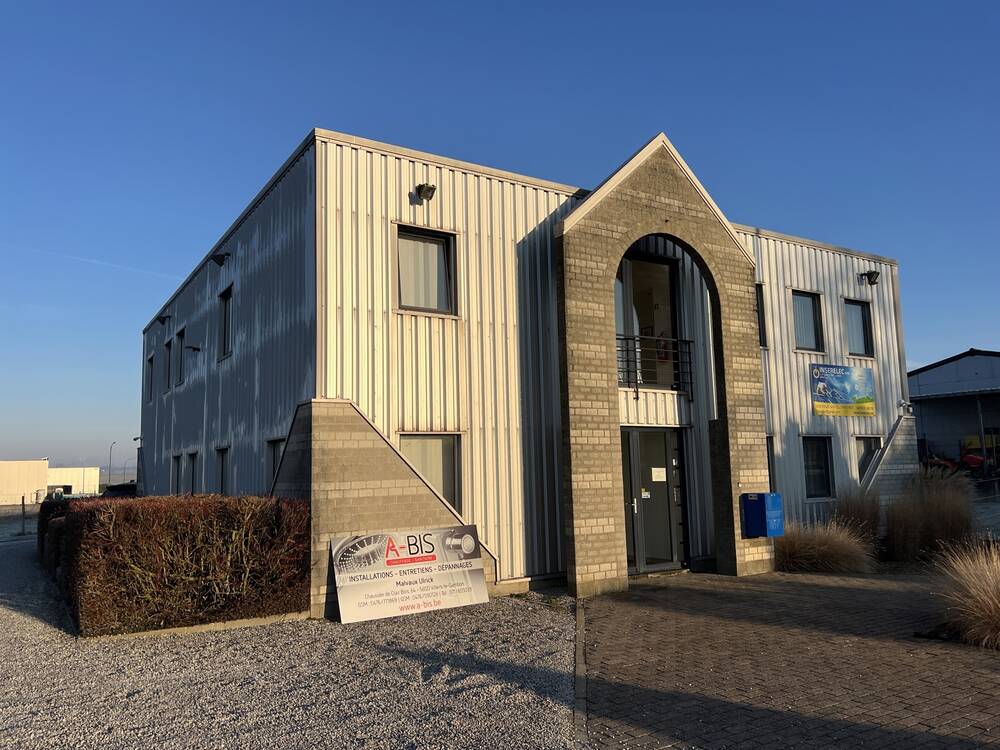 Commerce à à Walcourt 5650 240.00€ chambres 10.00m² - annonce 472469