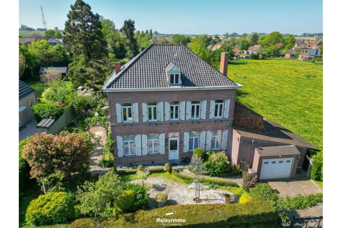 Maison à vendre à Marquain 7522 470000.00€ 6 chambres 370.00m² - annonce 472789