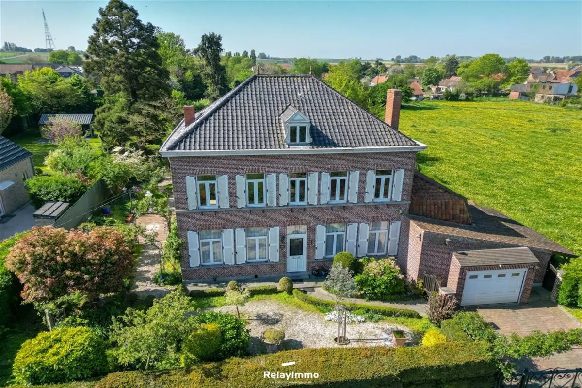 Maison à vendre à Marquain 7522 495000.00€ 6 chambres 370.00m² - annonce 472789