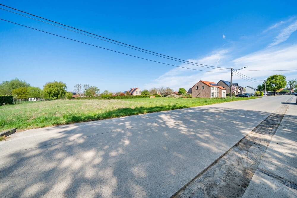 Terrain à vendre à Isières 7822 190000.00€  chambres m² - annonce 474671