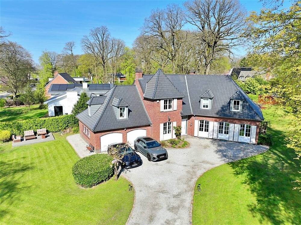 Maison à vendre à Montigny-le-Tilleul 6110 795000.00€ 5 chambres 341.00m² - annonce 474676