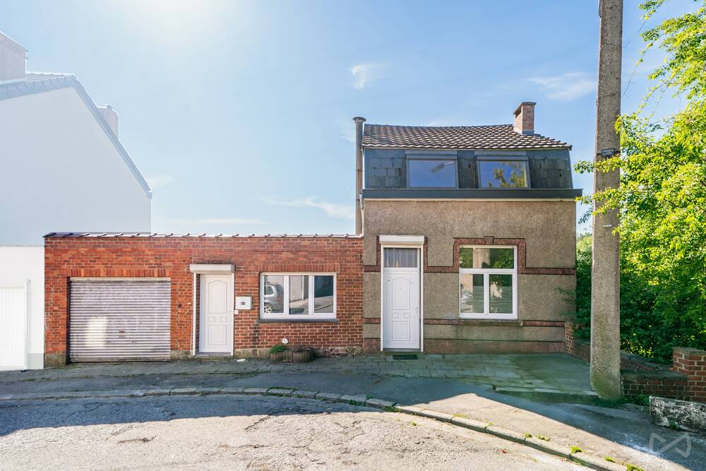 Maison à vendre à Monceau-sur-Sambre 6031 107000.00€ 2 chambres 139.00m² - annonce 519127