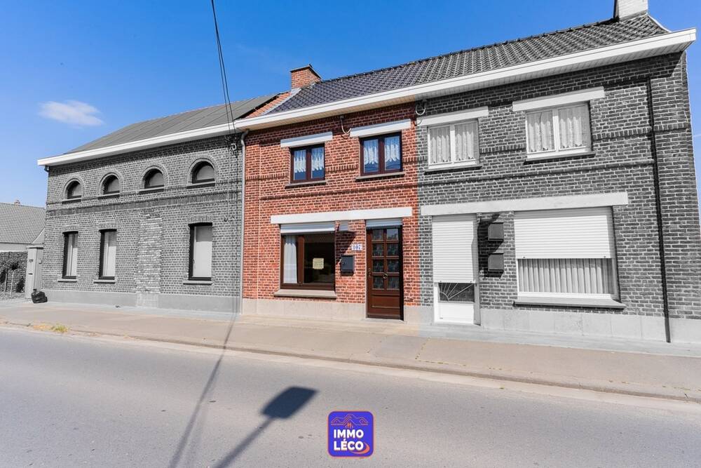 Immeuble de rapport - Immeuble à appartement à vendre à Pecq 7740 159000.00€ 2 chambres 156.00m² - annonce 474124