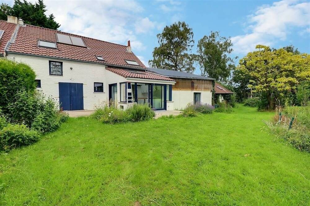 Maison à louer à Hennuyères 7090 1750.00€ 4 chambres 200.00m² - annonce 473932