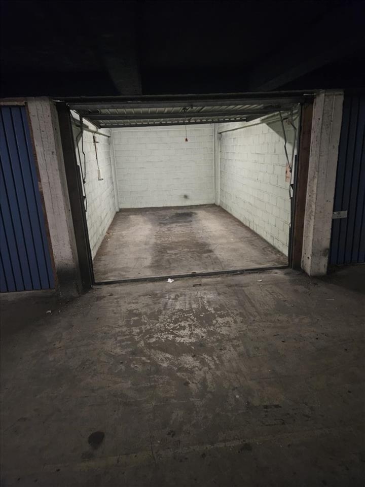 Parking / garage à vendre à Charleroi 6000 19000.00€ chambres m² - annonce 474684
