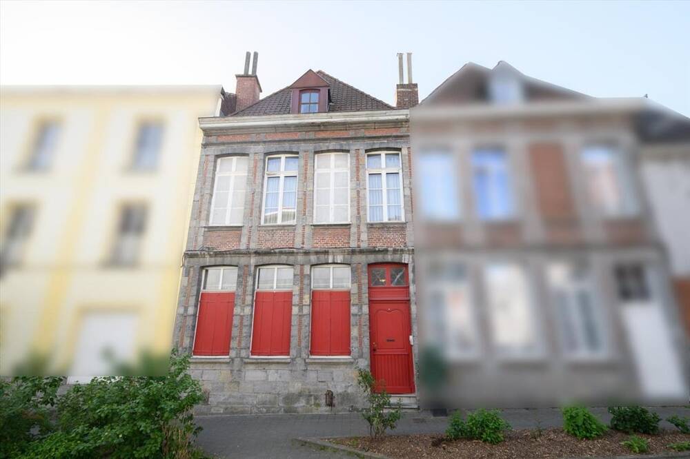 Immeuble de rapport - Immeuble à appartement à vendre à Tournai 7500 275000.00€ 4 chambres 235.00m² - annonce 477549