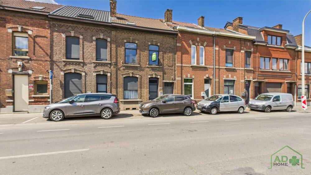 Maison à vendre à Châtelet 6200 169000.00€ 2 chambres 165.00m² - annonce 477559