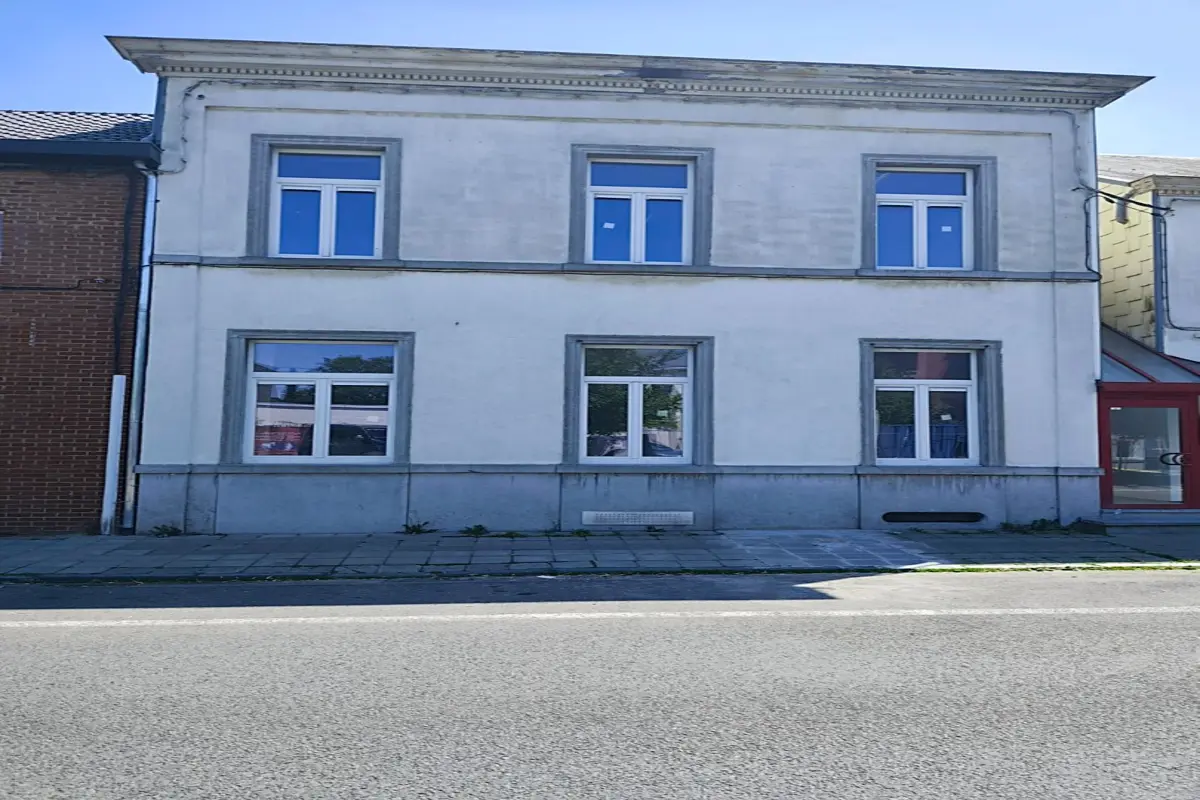 Commerce à vendre à Fayt-lez-Manage 7170 95000.00€  chambres 256.98m² - annonce 476997