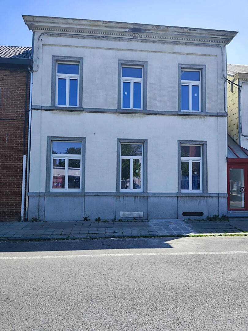 Maison à  à Fayt-lez-Manage 7170 95000.00€  chambres m² - annonce 476995