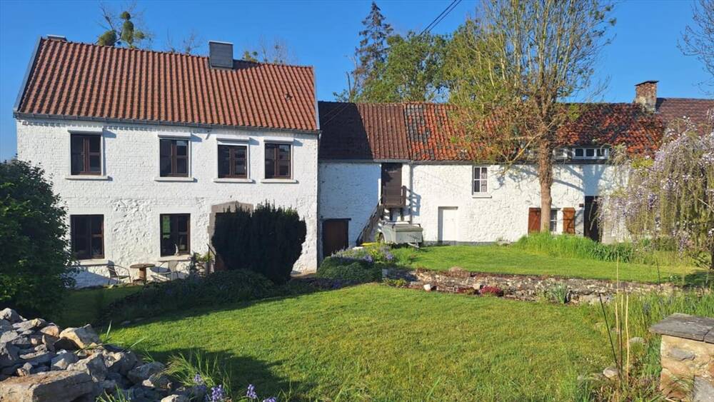 Maison à vendre à Montignies-Saint-Christophe 6560 230000.00€ 4 chambres 130.00m² - annonce 475454