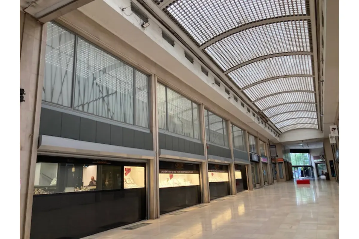 Commerce à vendre à Charleroi 6000 300000.00€  chambres 340.00m² - annonce 478432