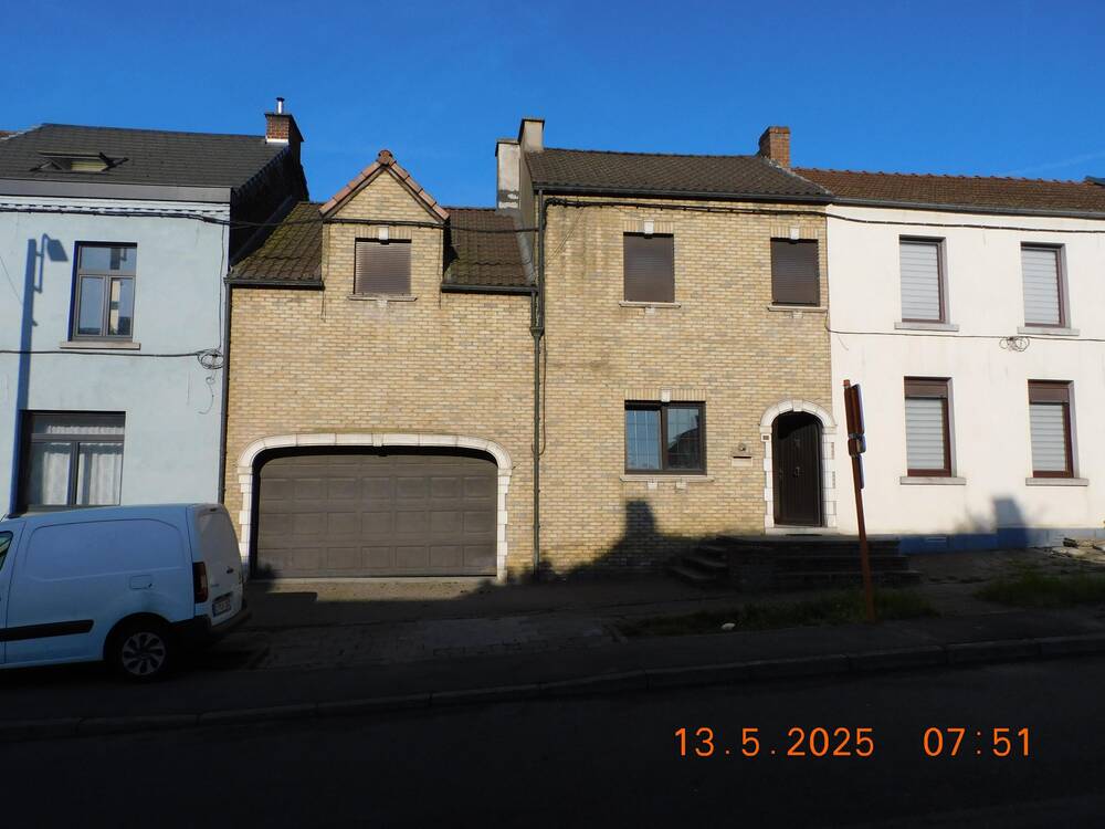 Maison à vendre à Marchienne-au-Pont 6030 130000.00€ 4 chambres m² - annonce 550125
