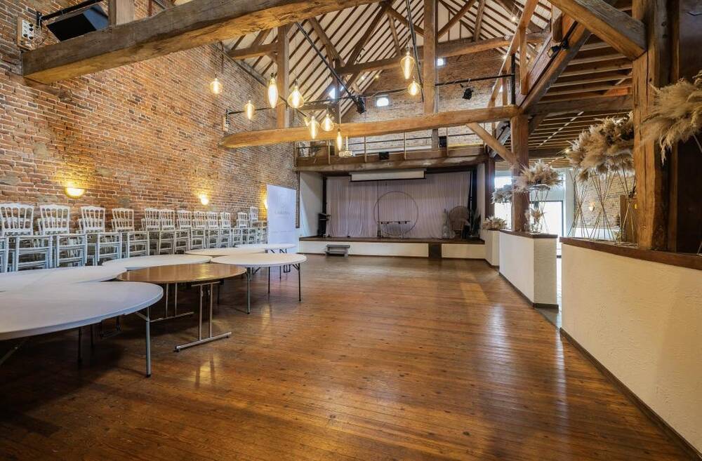 Commerce à vendre à Manage 7170 360000.00€ chambres m² - annonce 477754