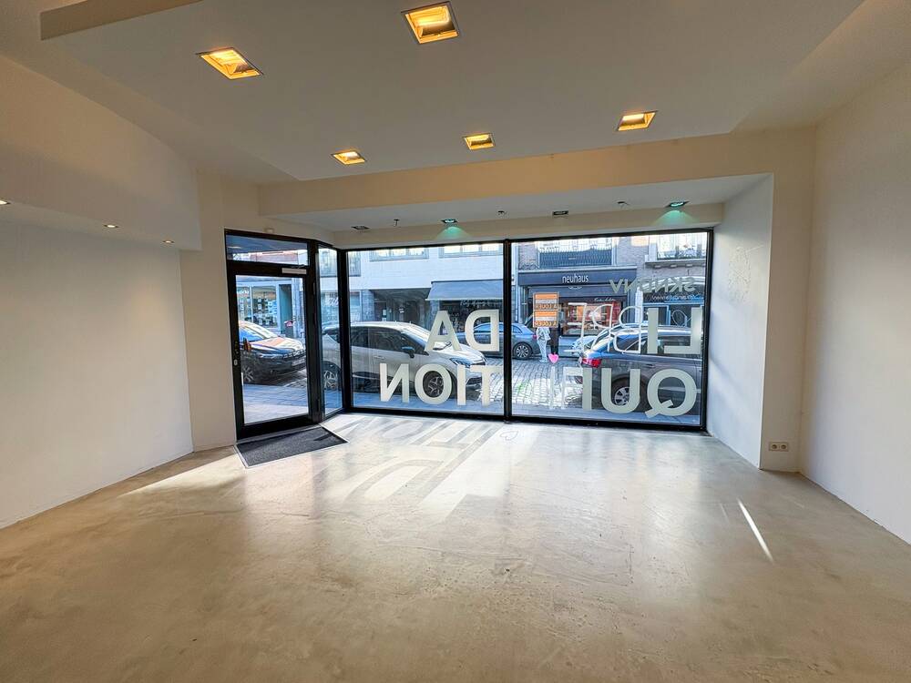 Commerce à louer à Tournai 7500 800.00€ chambres 60.00m² - annonce 478638
