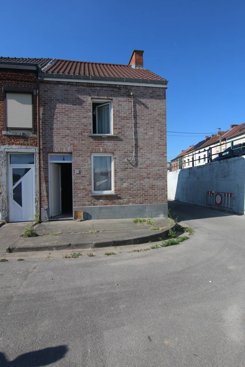 Maison à vendre à Chapelle-lez-Herlaimont 7160 85000.00€ 2 chambres 76.00m² - annonce 479018