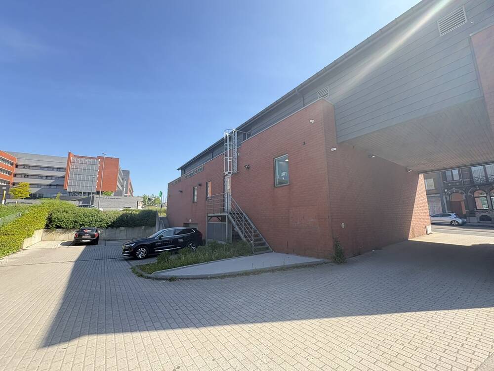 Commerce à à Lodelinsart 6042 1100.00€ chambres 50.00m² - annonce 480051