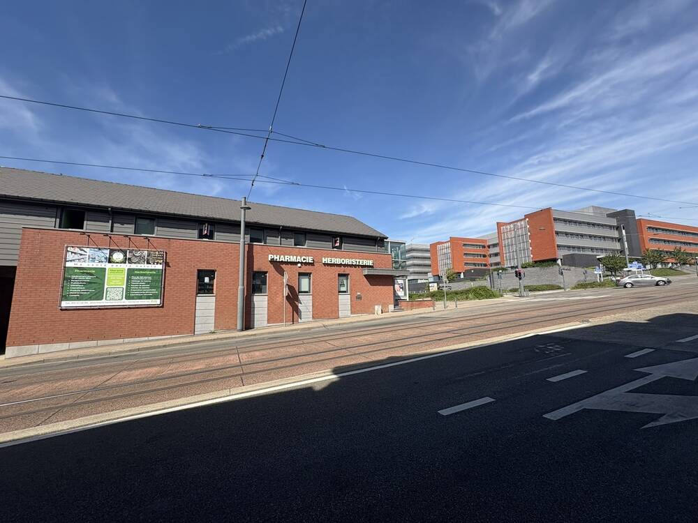 Commerce à louer à Lodelinsart 6042 900.00€ chambres 50.00m² - annonce 480051
