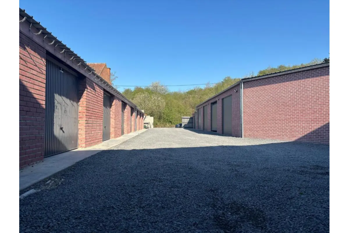 Commerce à vendre à Quaregnon 7390 325000.00€ 0 chambres m² - annonce 479959