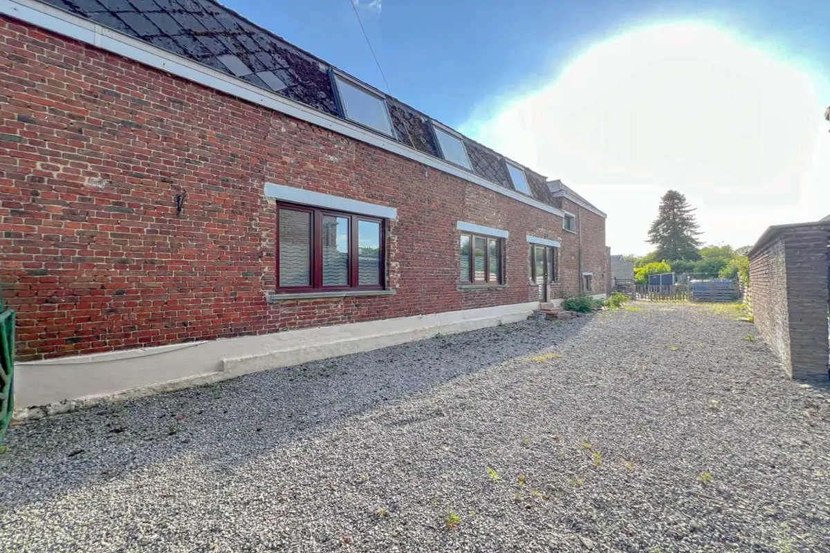 Maison à vendre à Lobbes 6540 169000.00€ 2 chambres 105.00m² - annonce 479981