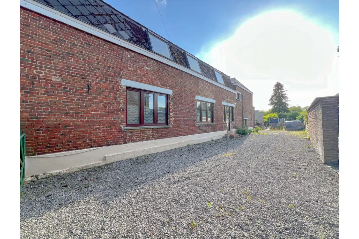 Maison à vendre à Lobbes 6540 169000.00€ 2 chambres 105.00m² - annonce 479981