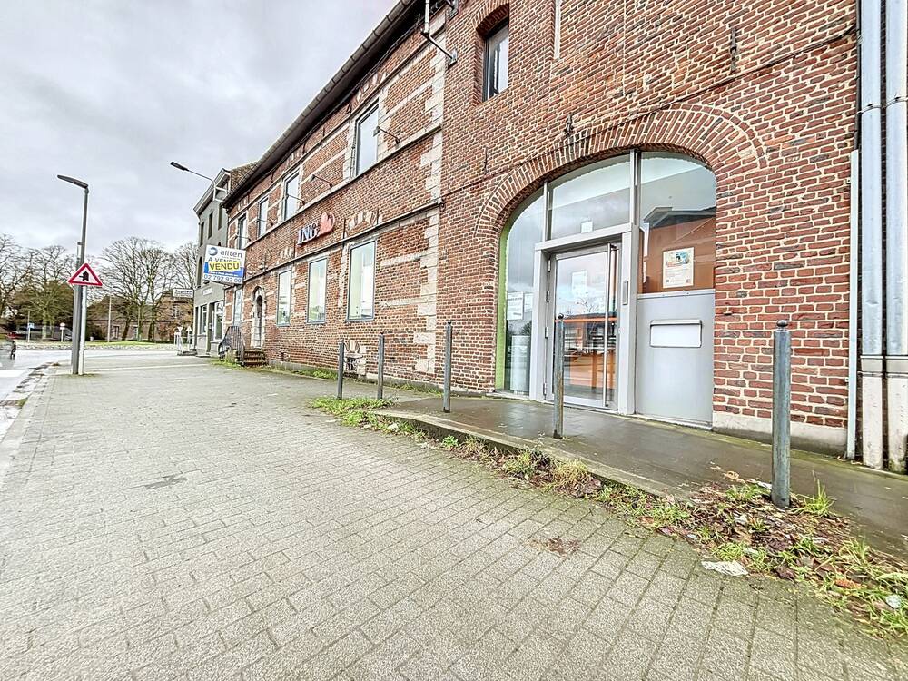 Commerce à louer à Templeuve 7520 850.00€  chambres 46.00m² - annonce 480256