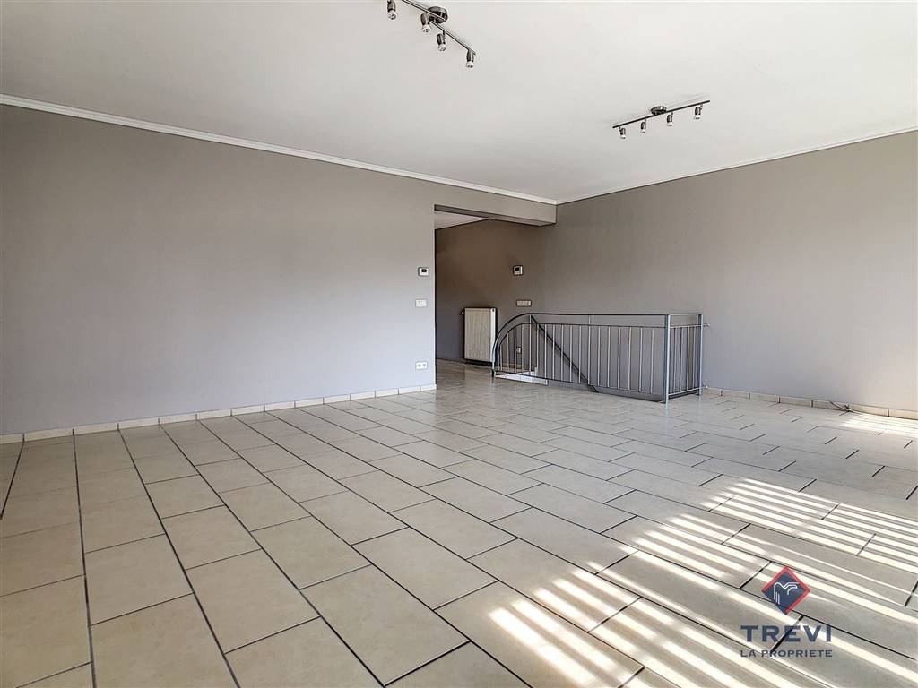 Appartement à louer à Trazegnies 6183 750.00€ 2 chambres 85.00m² - annonce 481840