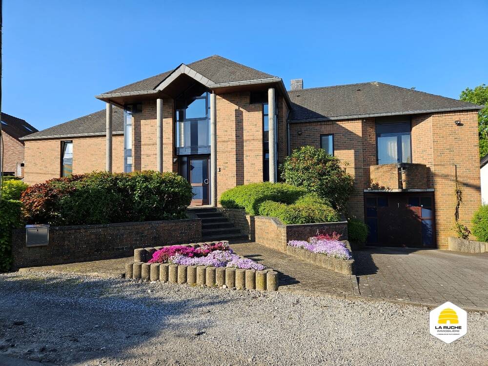 Maison à vendre à Nalinnes 6120 450000.00€ 4 chambres 242.00m² - annonce 481808
