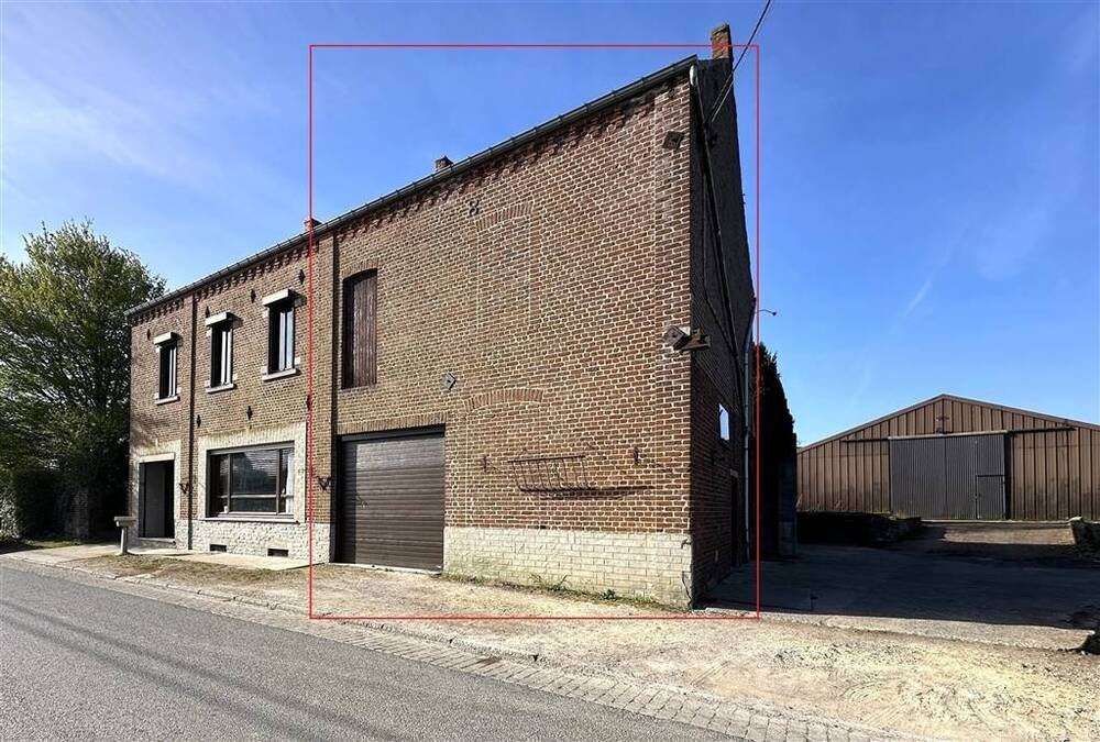 Maison à vendre à Fleurus 6220 145000.00€ 1 chambres 215.00m² - annonce 481094
