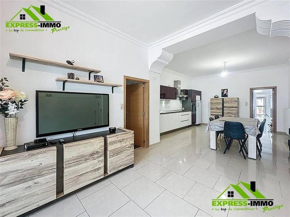 Appartement à vendre à Couillet 6010 179000.00€ 2 chambres 100.00m² - annonce 482774