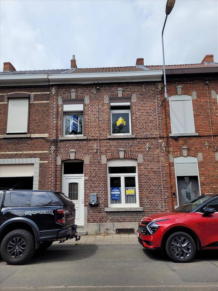 Maison à vendre à Strépy-Bracquegnies 7110 150000.00€ 3 chambres m² - annonce 484023