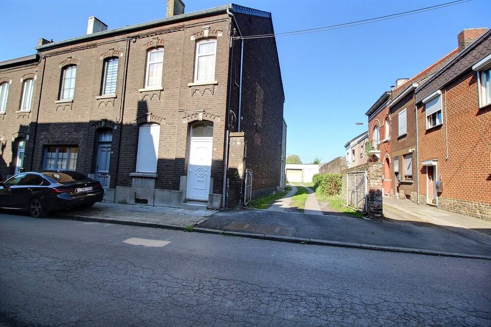 Maison à vendre à Montignies-sur-Sambre 6061 169000.00€ 3 chambres 135.00m² - annonce 483731