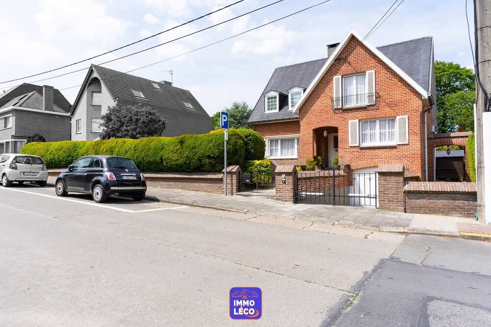 Villa à vendre à Mouscron 7700 459000.00€ 4 chambres m² - annonce 486108