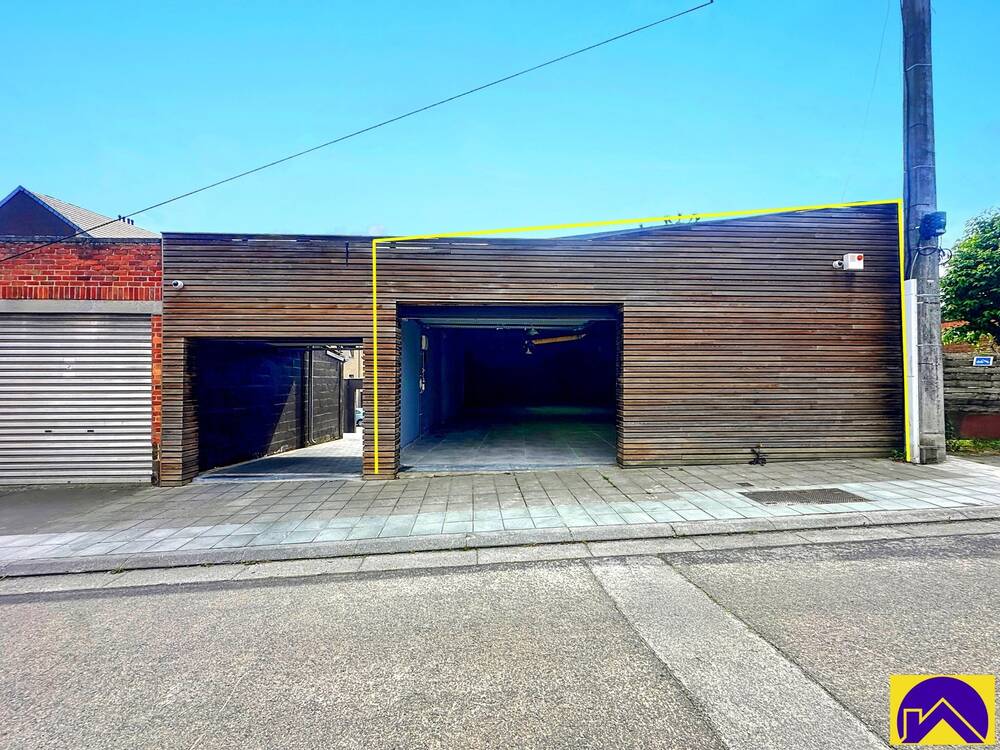 Parking / garage à louer à Jumet 6040 950.00€ chambres m² - annonce 485935