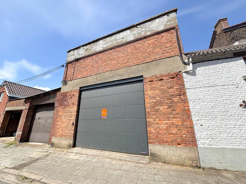 Commerce à louer à Jumet 6040 550.00€ chambres 105.00m² - annonce 485780