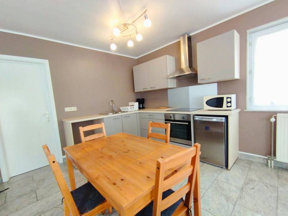 Appartement à louer à Maurage 7110 990.00€ chambres m² - annonce 488858