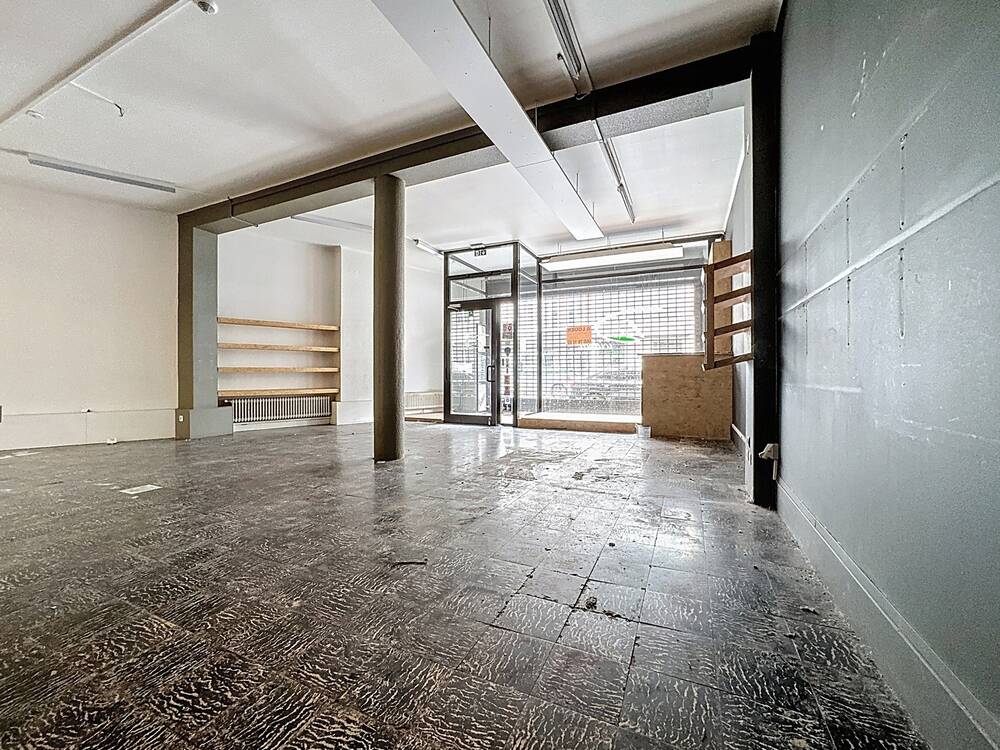 Commerce à louer à Tournai 7500 1600.00€ chambres 122.00m² - annonce 487495