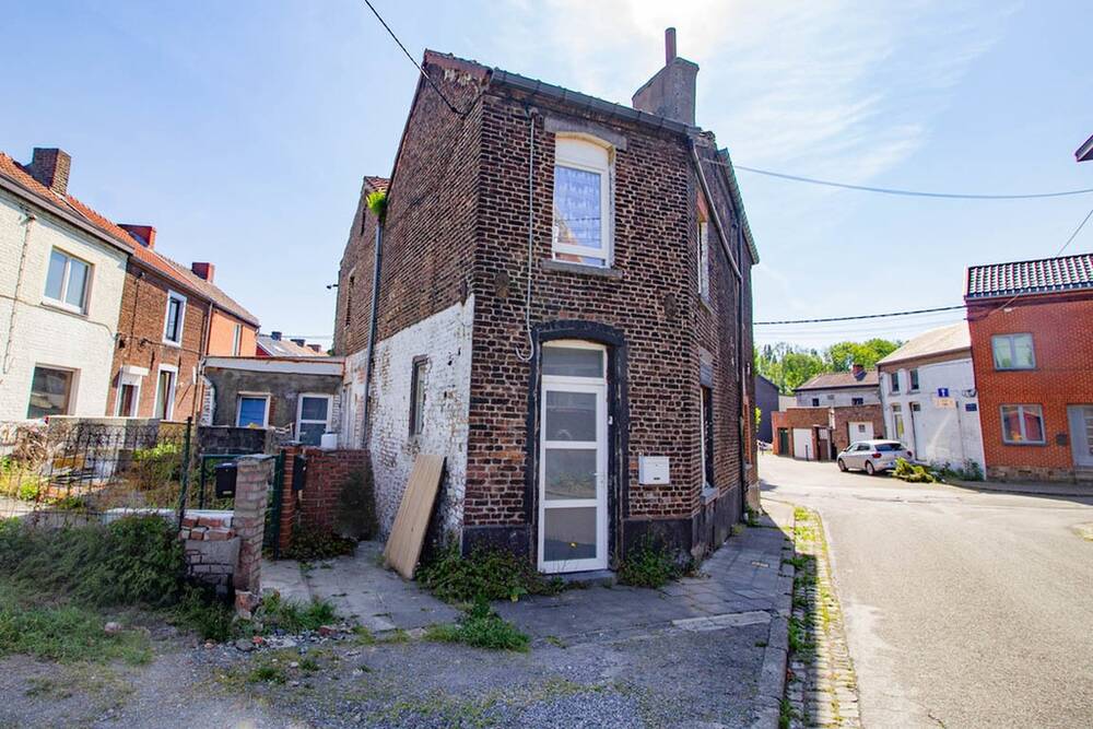 Maison à à Gilly 6060 39000.00€ 1 chambres 45.00m² - annonce 488760