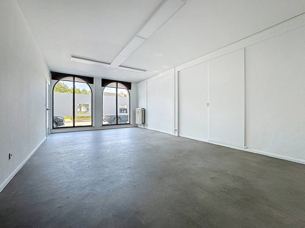 Commerce à louer à Tournai 7500 720.00€ chambres 80.00m² - annonce 487123