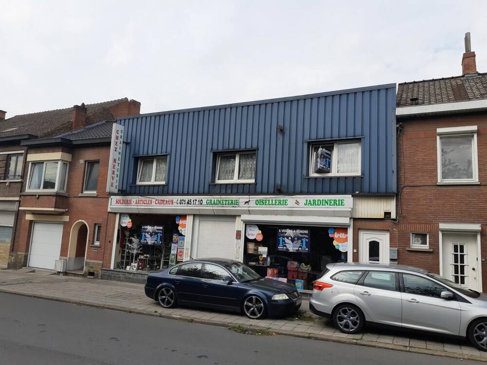 Commerce à louer à Roux 6044 1900.00€ chambres 600.00m² - annonce 489539