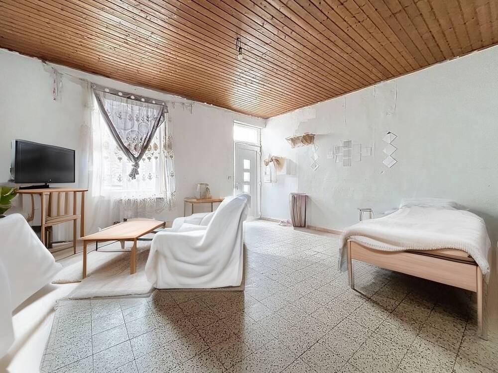 Maison à vendre à Jumet 6040 75000.00€ 2 chambres 132.00m² - annonce 528358