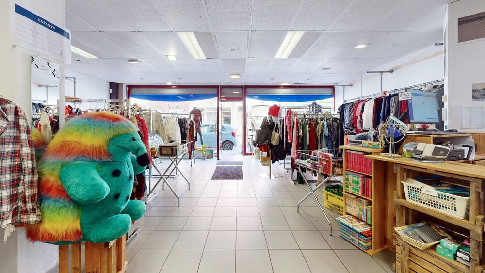 Commerce à vendre à Braine-le-Comte 7090 155000.00€ chambres 104.00m² - annonce 489202