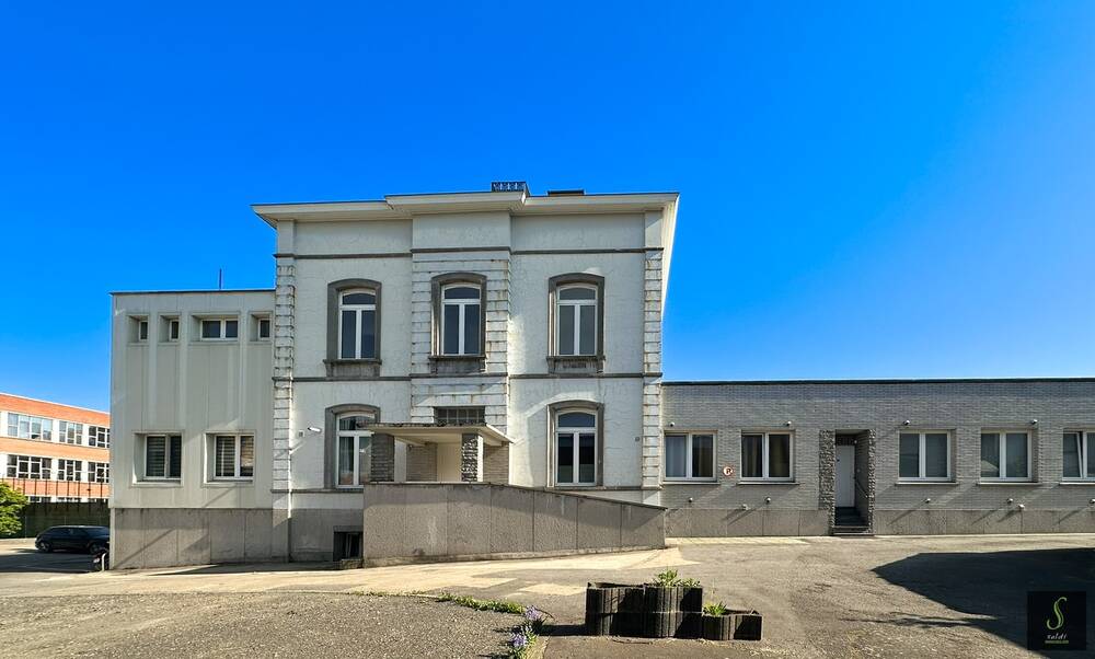 Immeuble de rapport - Immeuble à appartement à à Binche 7130 1250000.00€ 15 chambres m² - annonce 490293