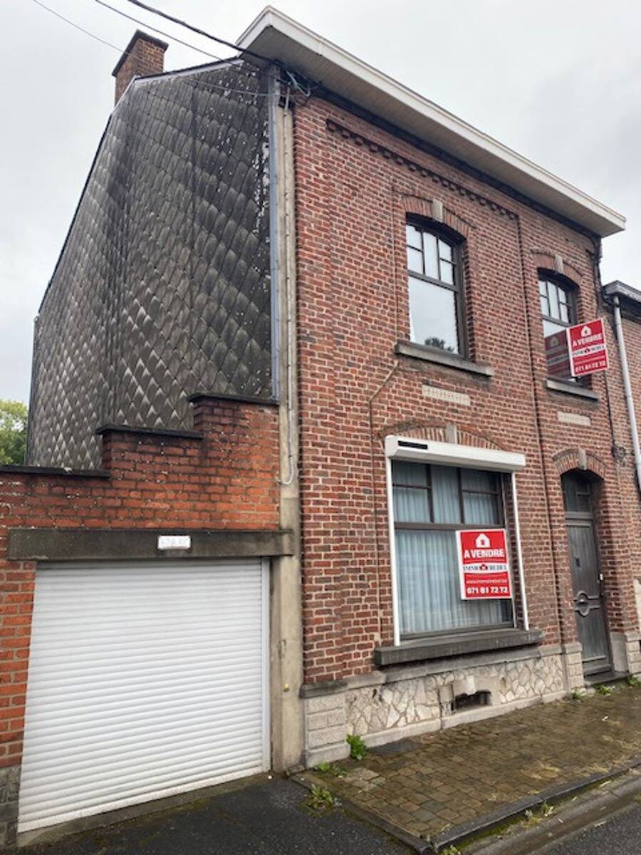 Maison à vendre à Montigny-le-Tilleul 6110 185000.00€ 2 chambres 200.00m² - annonce 490713