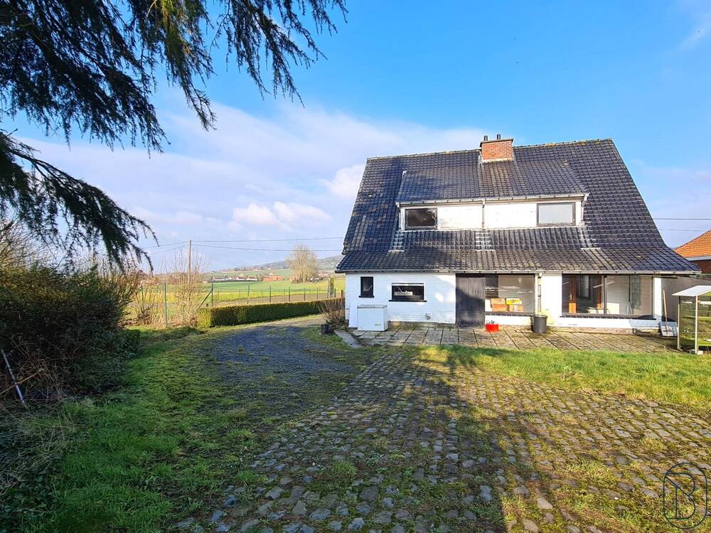 Maison à vendre à Mont-de-l'Enclus 7750 299500.00€ 4 chambres 200.00m² - annonce 490909