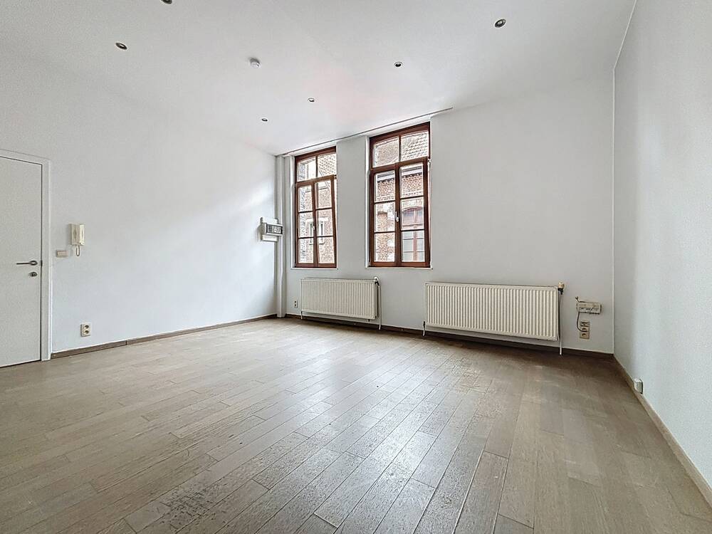 Studio à louer à Tournai 7500 565.00€ chambres 44.00m² - annonce 490804
